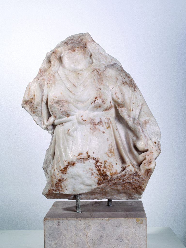 MARBLE SCULPTURE OF GODDESS MAGNA MATER, 27 cm height, inv.no. 338/R